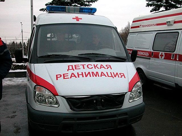 Малыша, которого переехала маршрутка в Миассе, доставили в реанимацию Челябинска